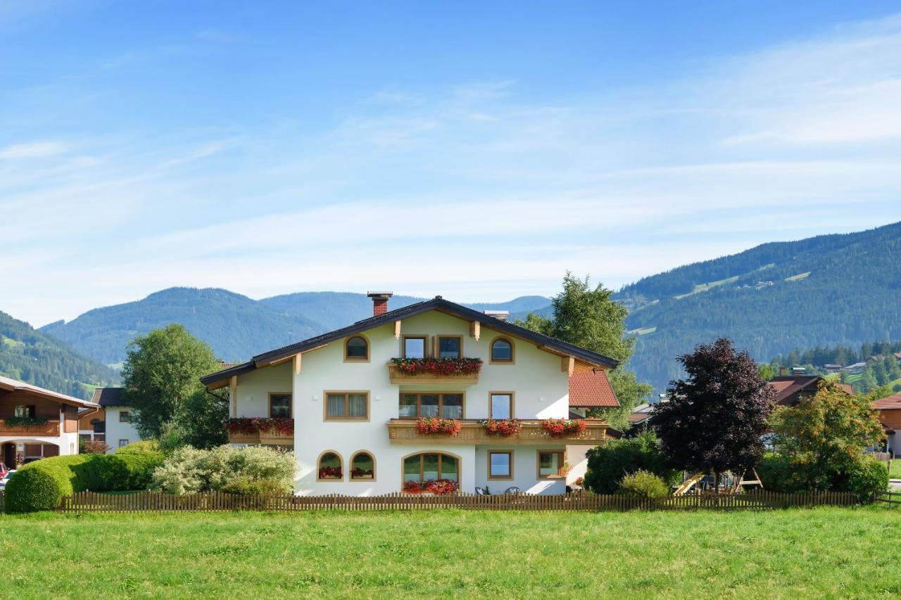 Appartement-Gästehaus Ursula Flachau Exterior foto